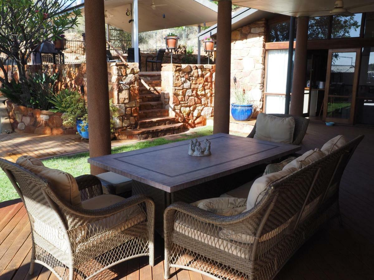 Wilmots On Dixon Bed & Breakfast Alice Springs Ngoại thất bức ảnh